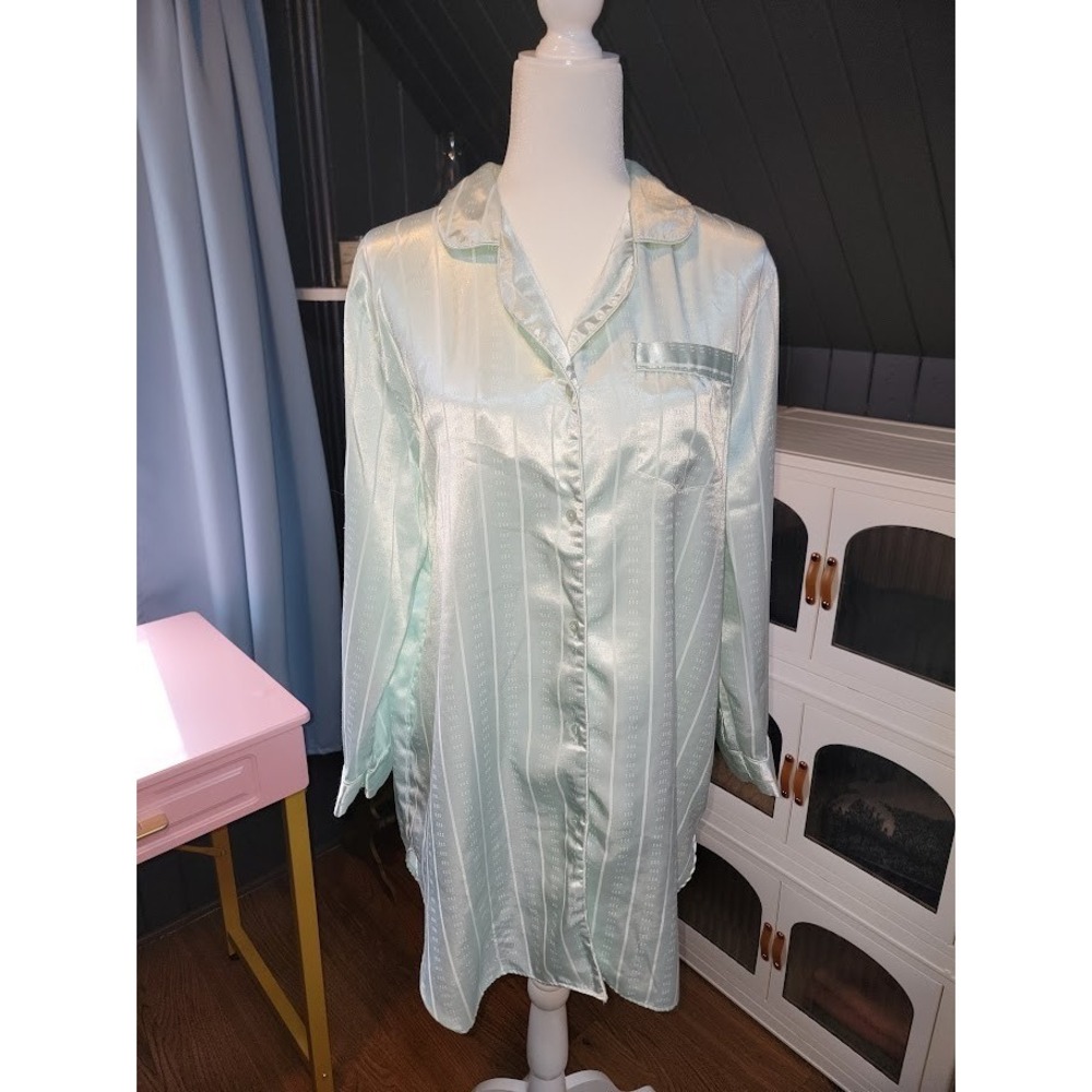 VTG Women's Nightshirt by Kathryn - Size Large